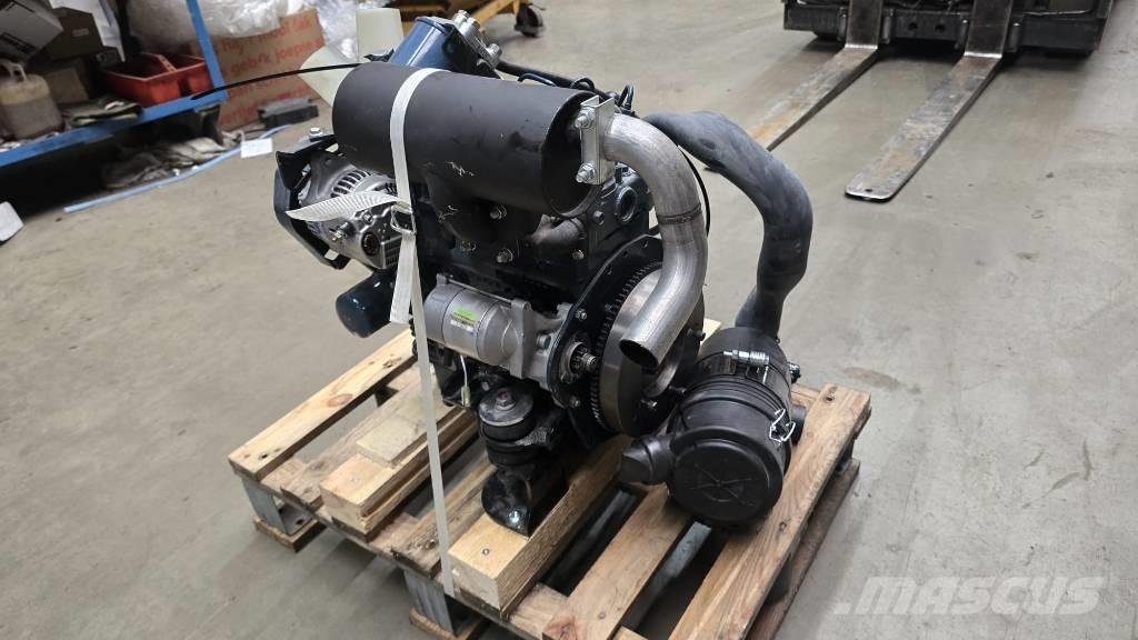 Kubota D 902 Engines