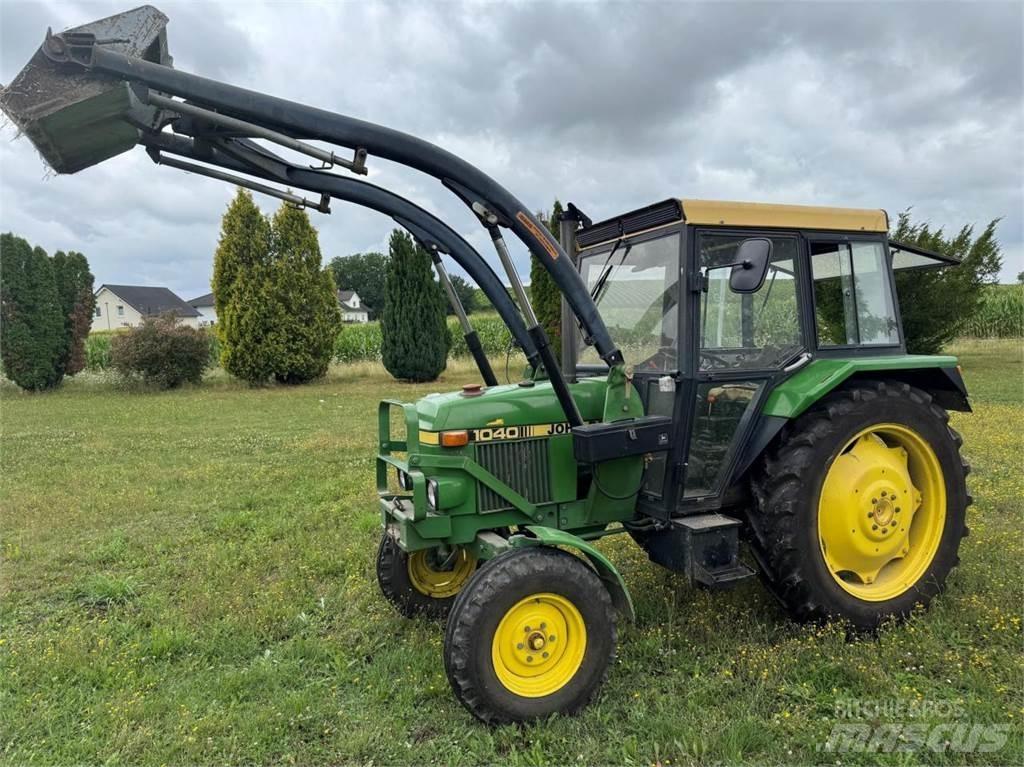 John Deere 1040 S Tractors