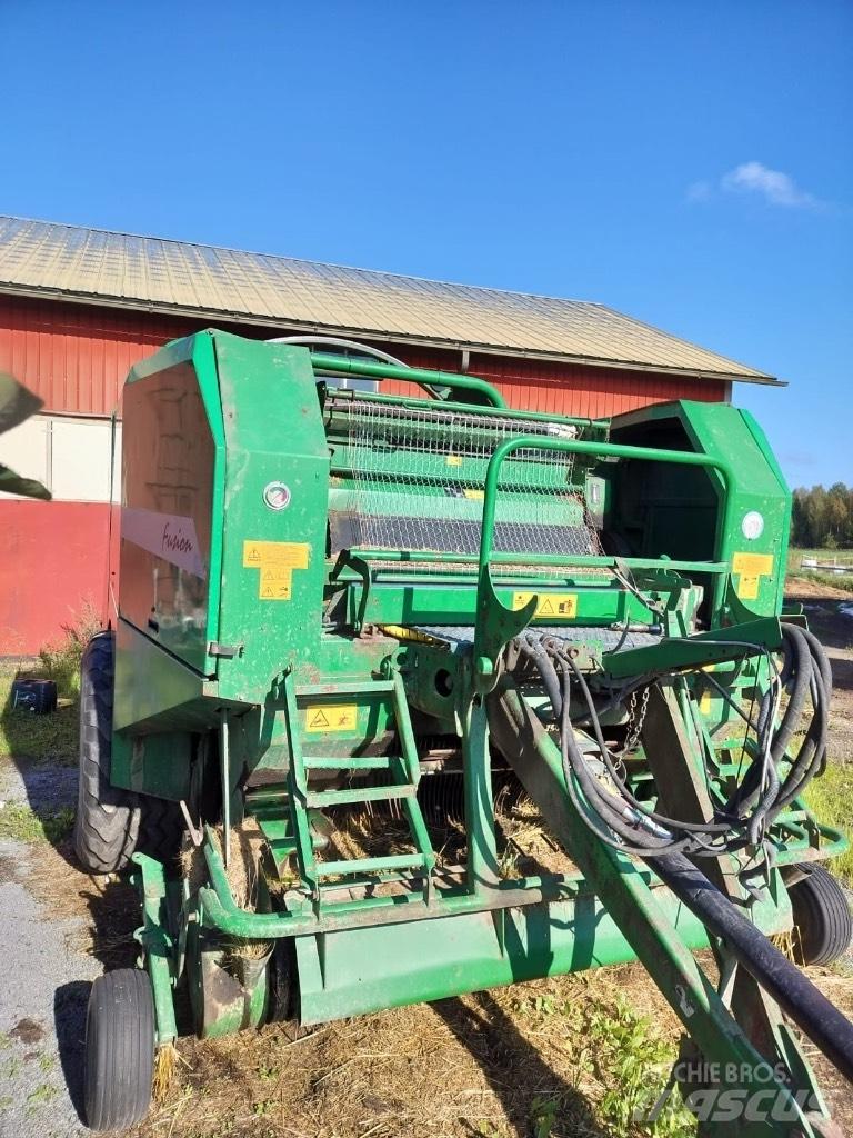McHale Fusion 1 Round balers