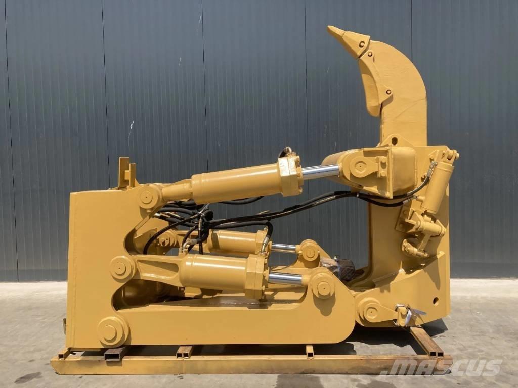 CAT D8N Scarifiers