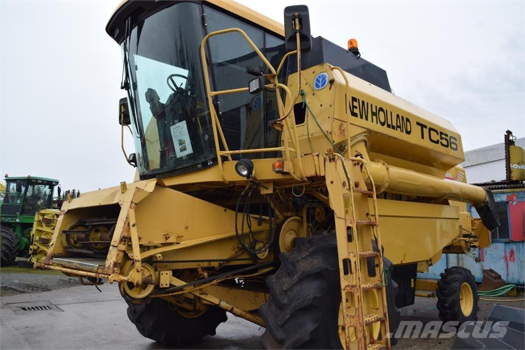New Holland TC 56 Combine harvesters