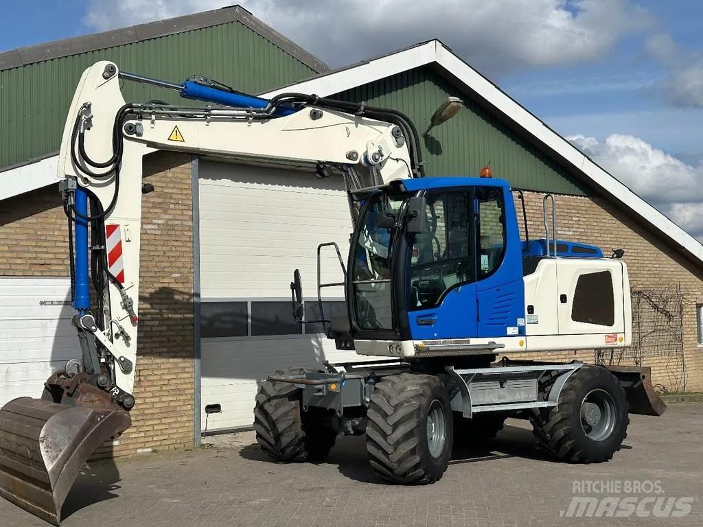 Liebherr A914 Wheeled excavators