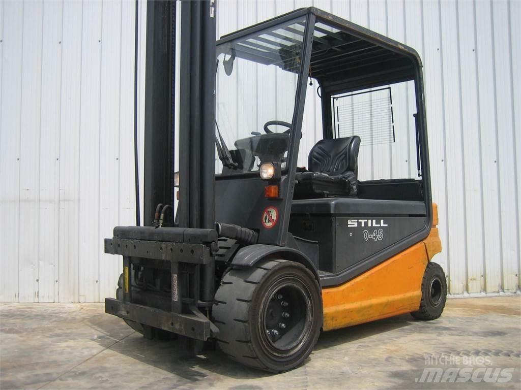Still R60 45 Electric forklift trucks
