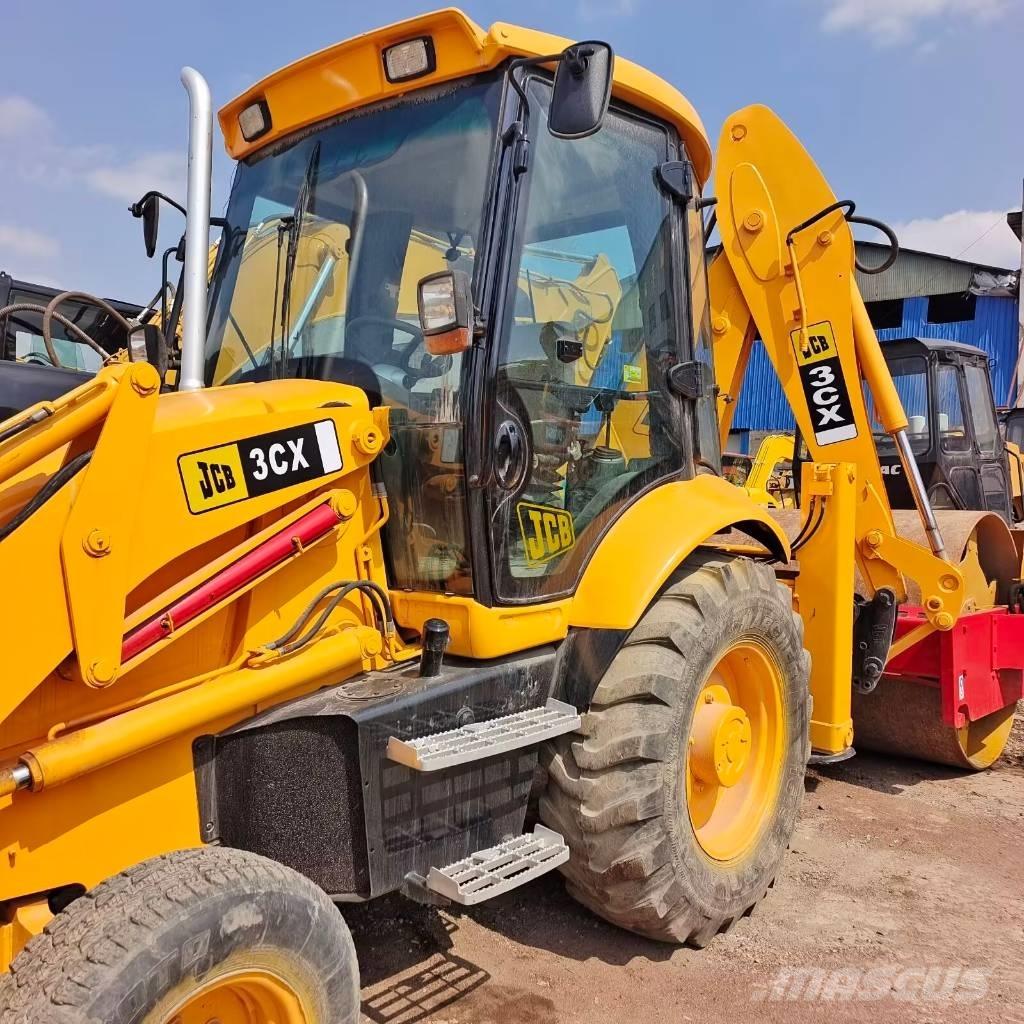 JCB 3 CX Backhoe loaders