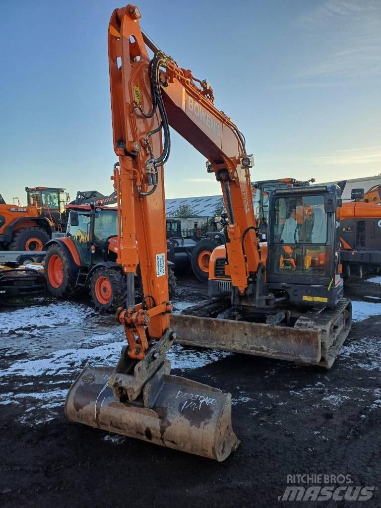 Doosan DX 85 R-3 Midi excavators  7t - 12t