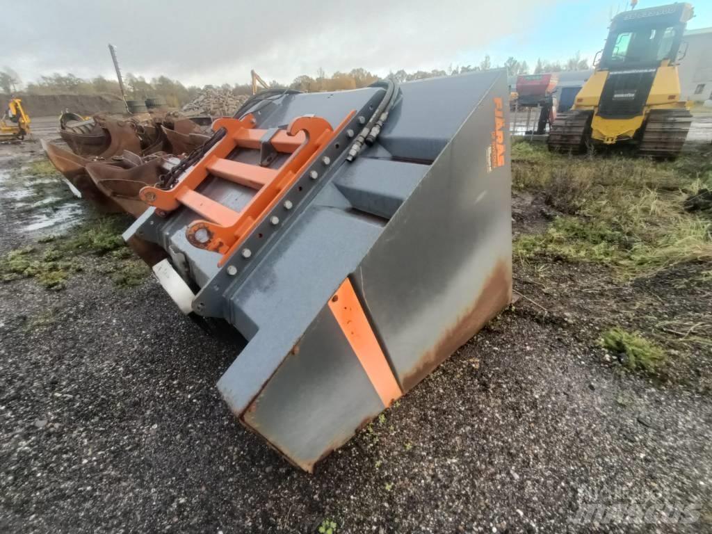  Serco 3000 Sweepers