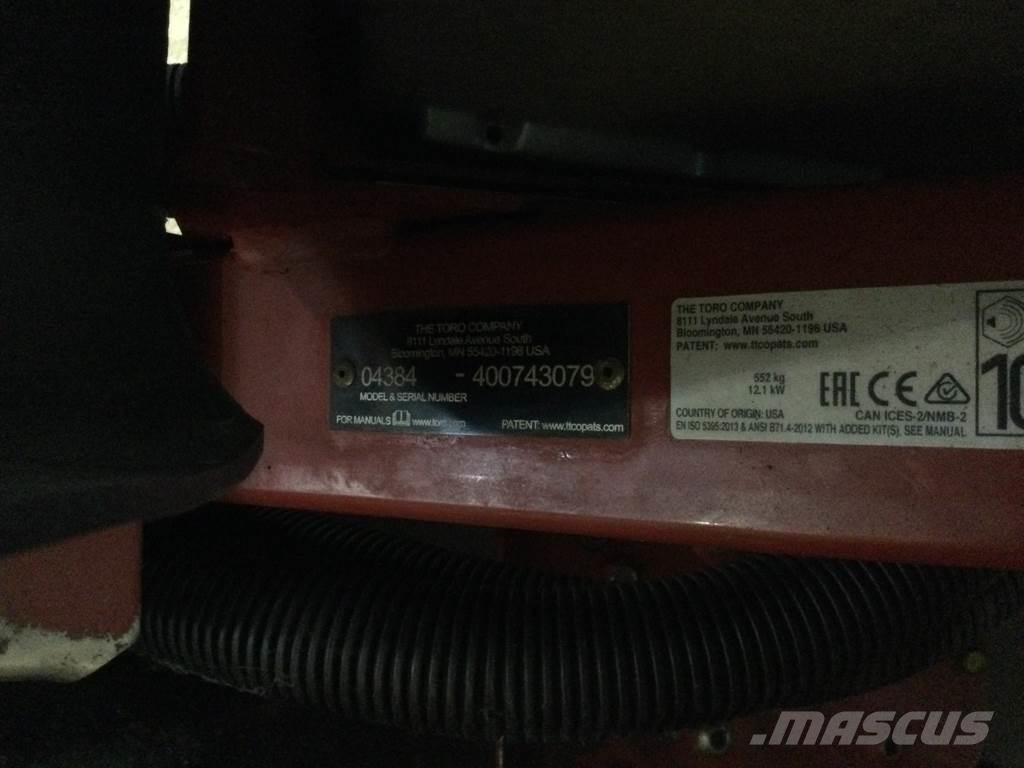 Toro 3250D Riding mowers