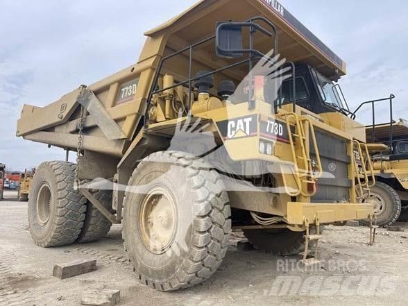 CAT 773D Articulated Dump Trucks (ADTs)
