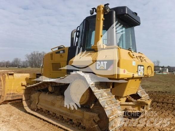 CAT D6N XL Crawler dozers