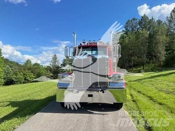 Peterbilt 389 Tractor Units