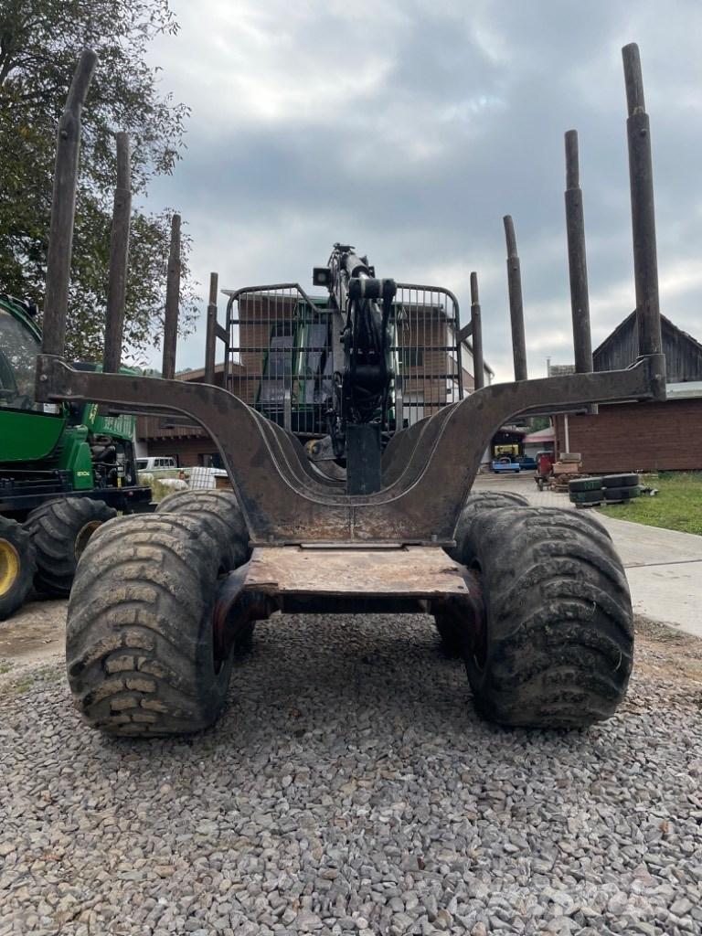 John Deere 1010 E Forwarders
