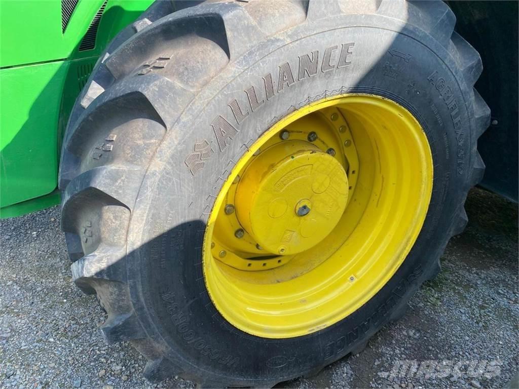 John Deere 8370R Tractors