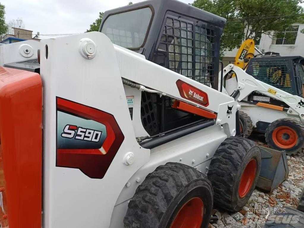 Bobcat S 590 Skid steer loaders