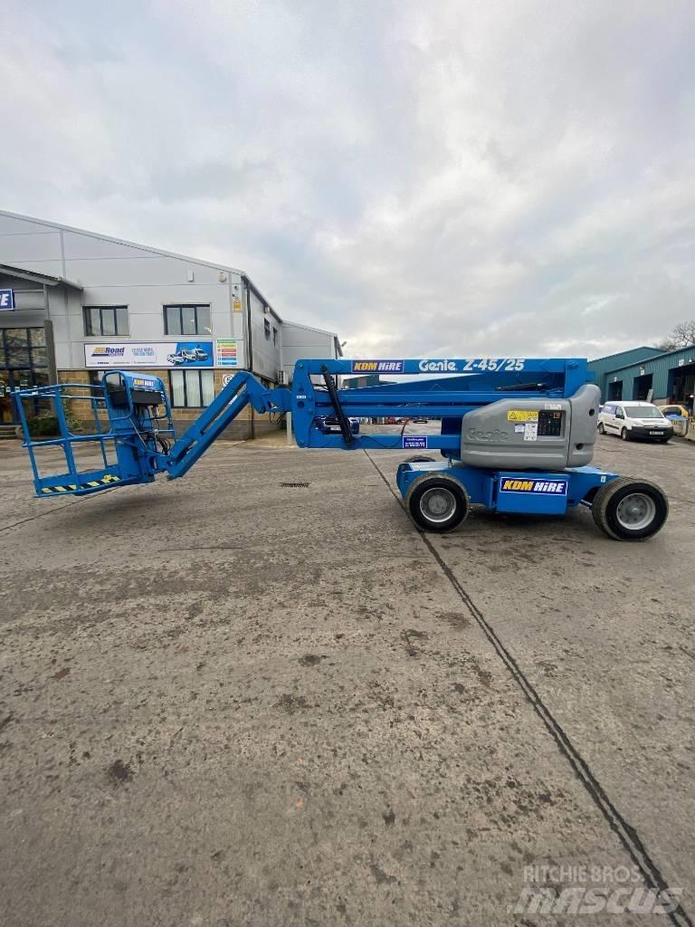 Genie Z 45/25 J Articulated boom lifts
