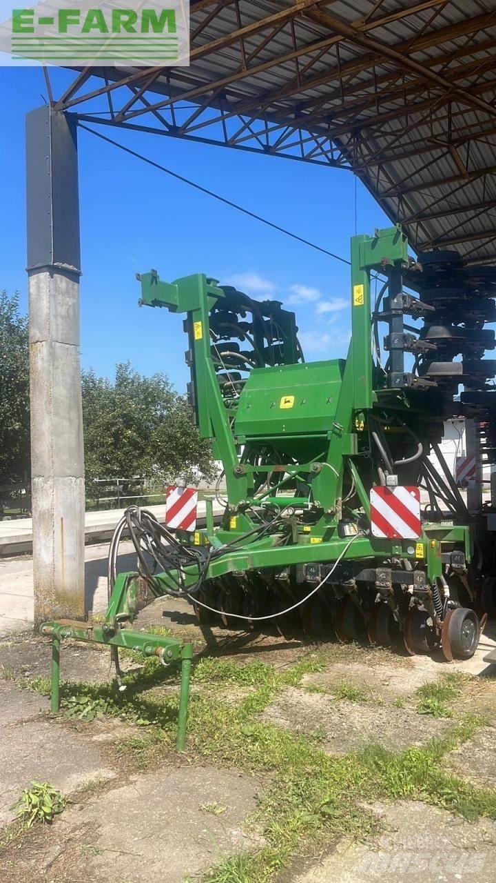 John Deere 750 A Precision sowing machines