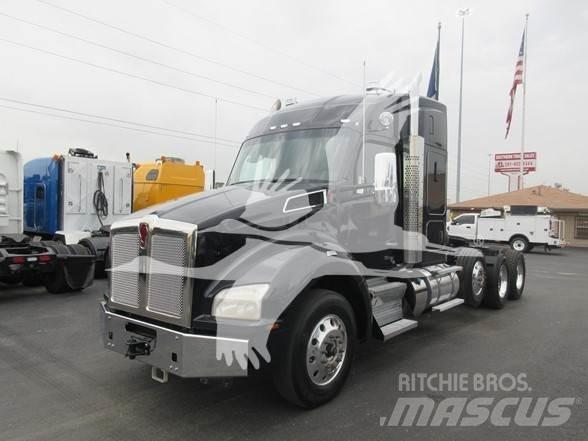 Kenworth T880 Tractor Units
