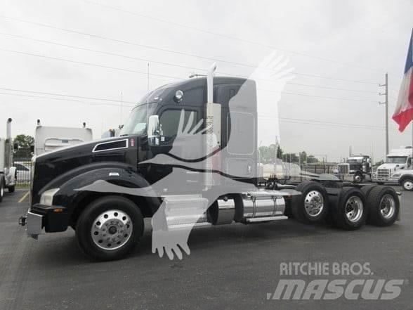 Kenworth T880 Tractor Units