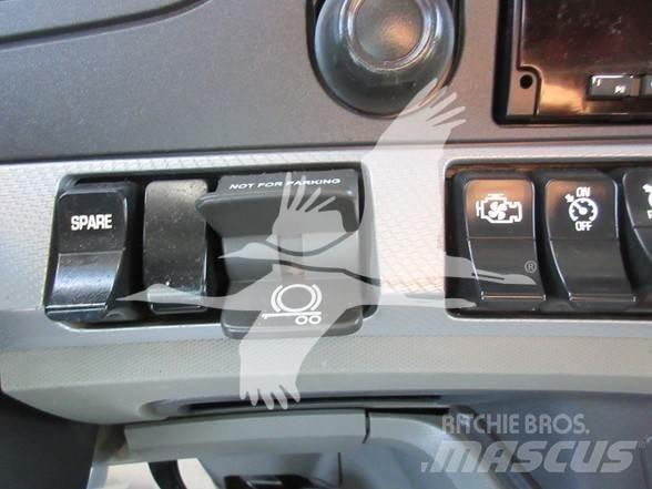 Kenworth T880 Tractor Units