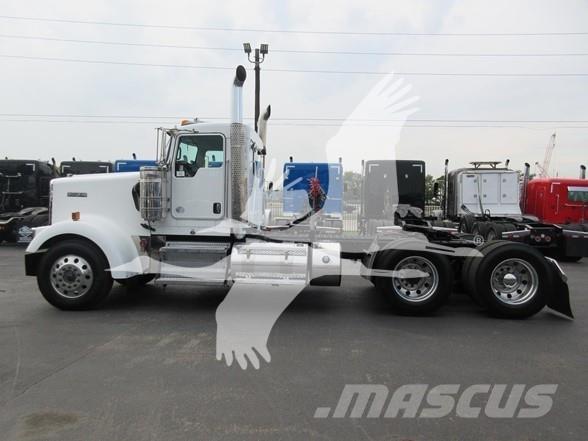 Kenworth W900L Tractor Units