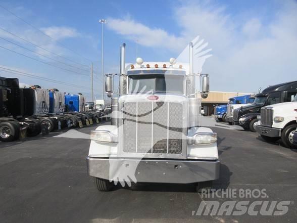 Peterbilt 389 Tractor Units