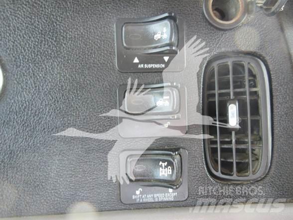Peterbilt 389 Tractor Units