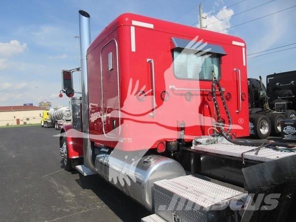 Peterbilt 389 Tractor Units
