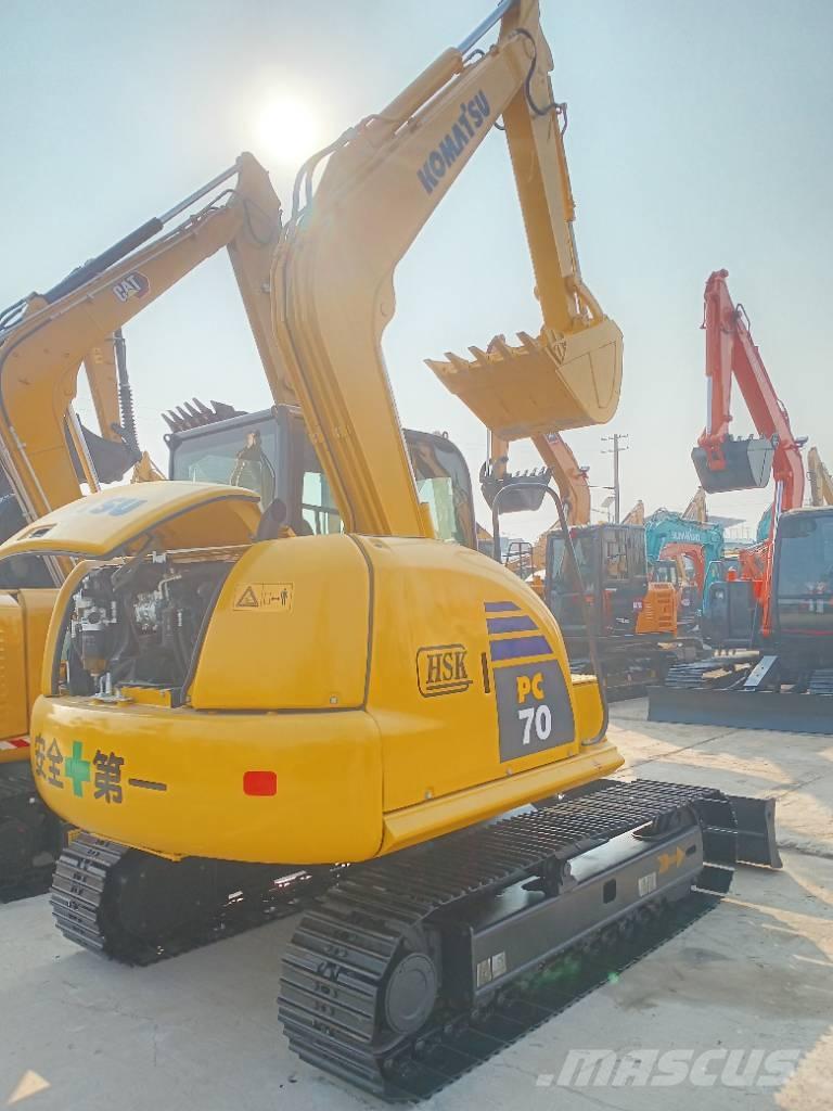 Komatsu PC 70 Midi excavators  7t - 12t