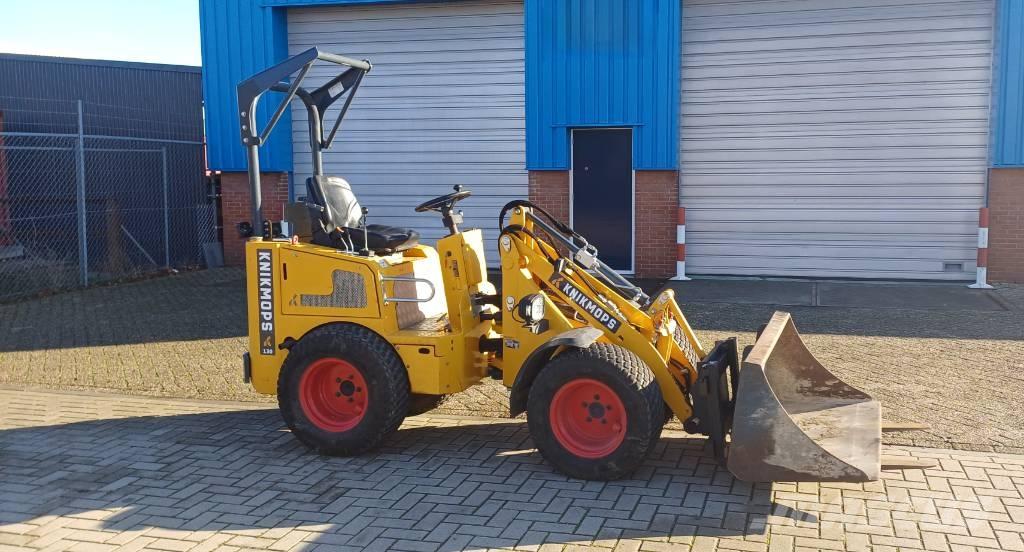 Knikmops KM 130 Mini loaders