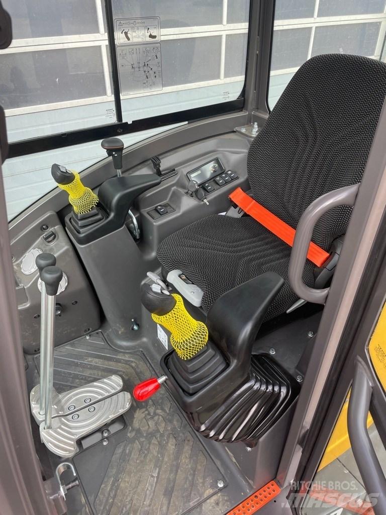 Volvo EC27D Mini excavators < 7t (Mini diggers)