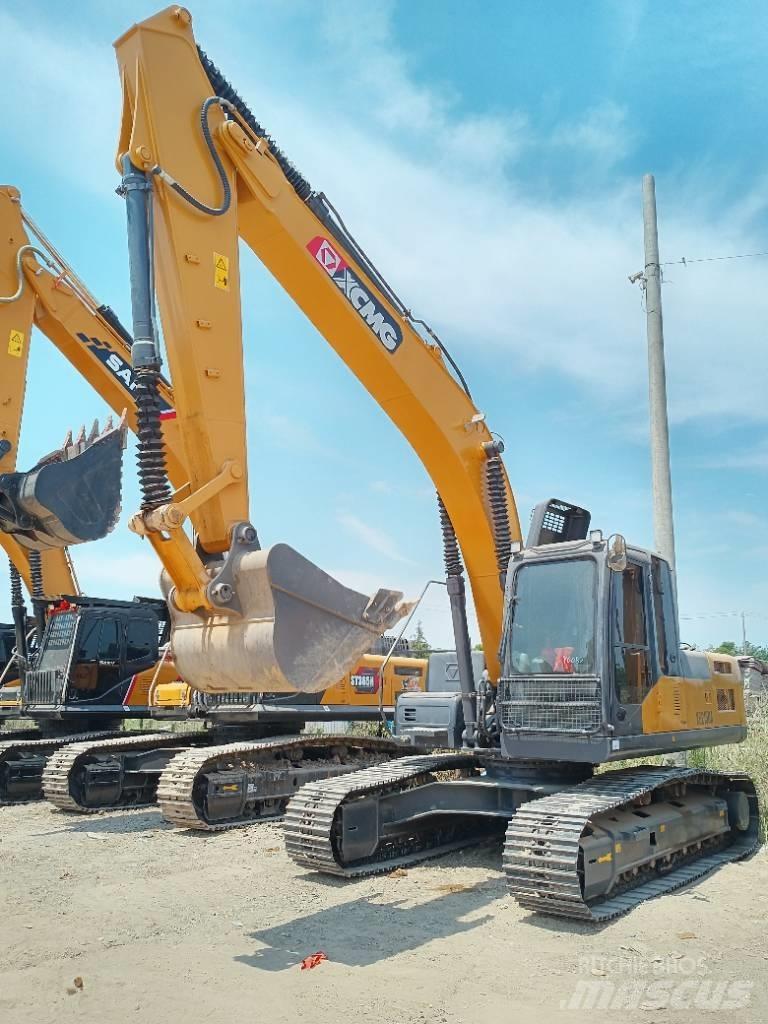 XCMG XE 215 DA Midi excavators  7t - 12t
