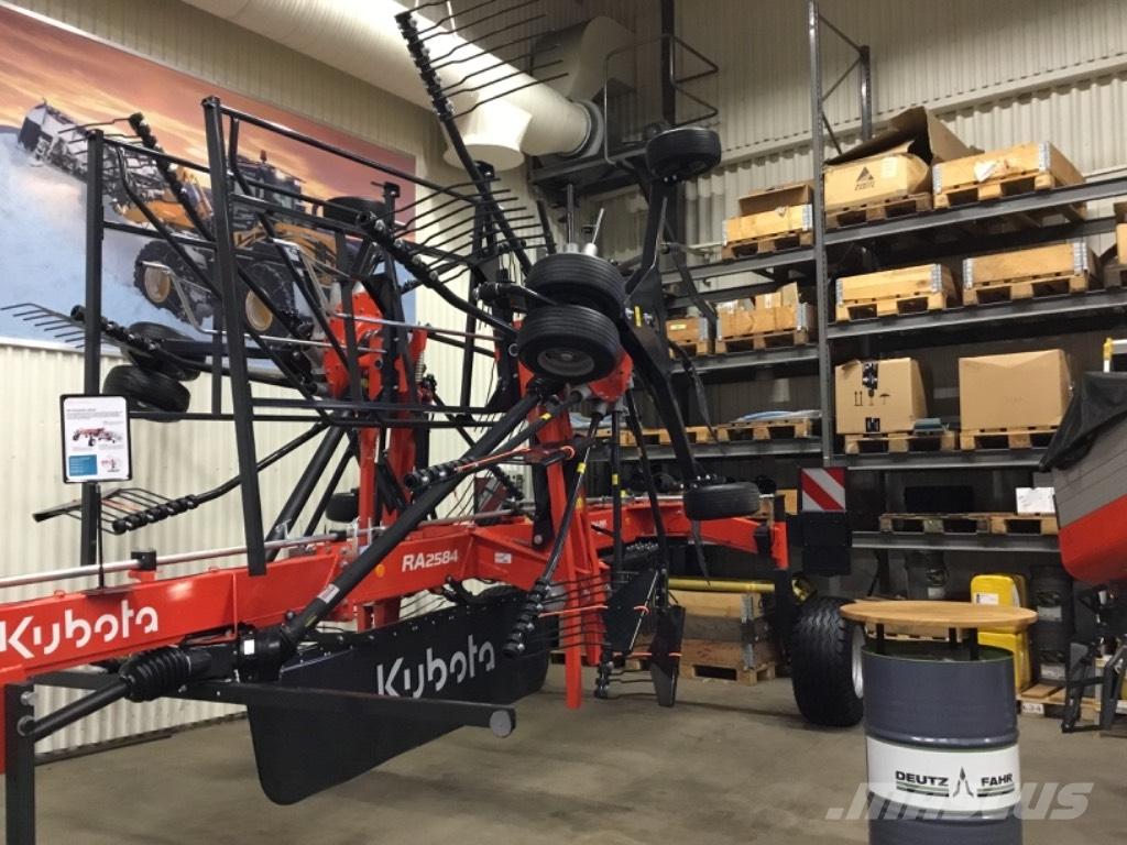 Kubota RA2584 Windrowers