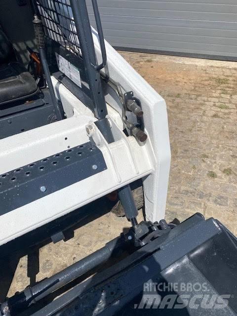 Bobcat S 100 Skid steer loaders