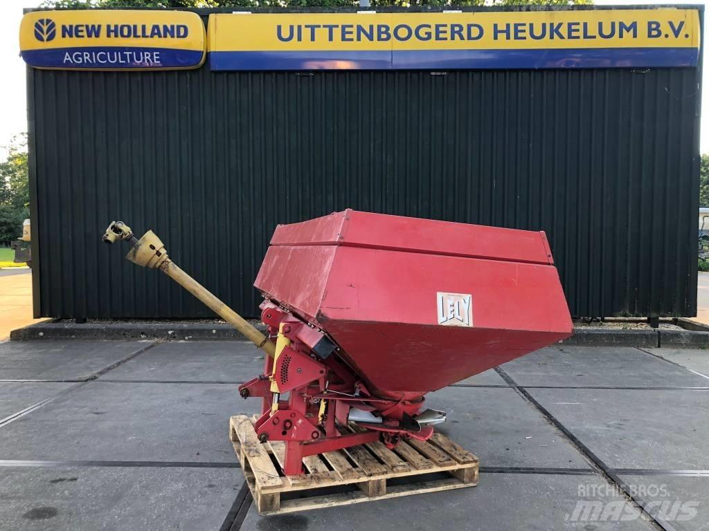 Lely Centerliner Mineral spreaders