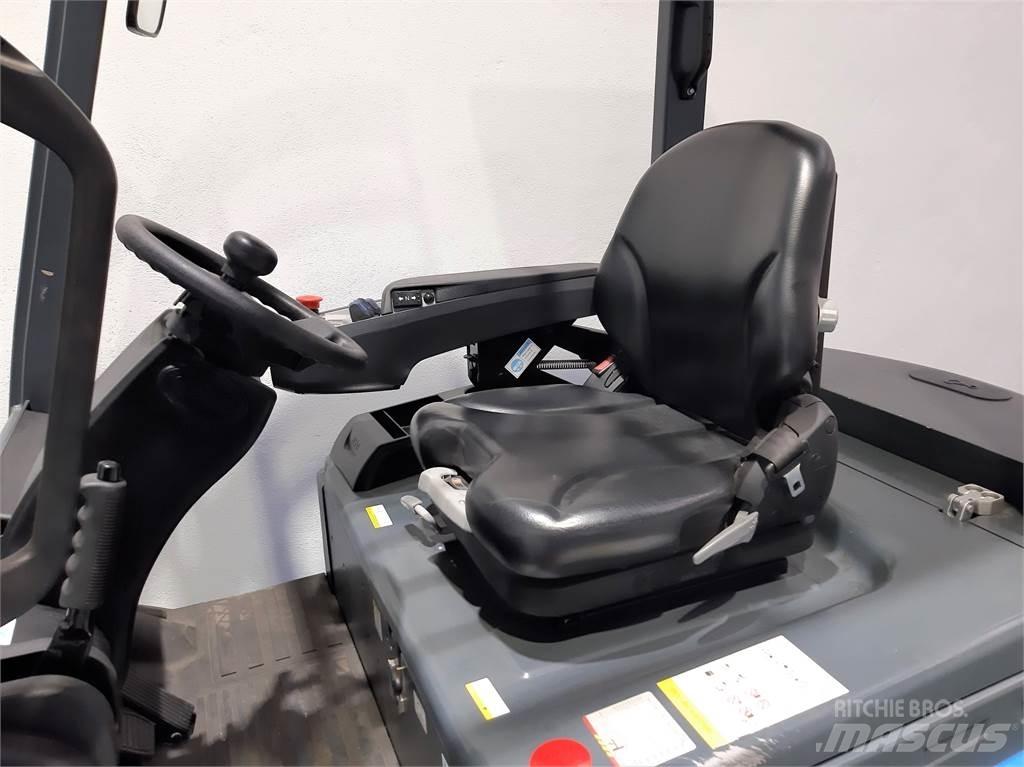  ECB25C Electric forklift trucks
