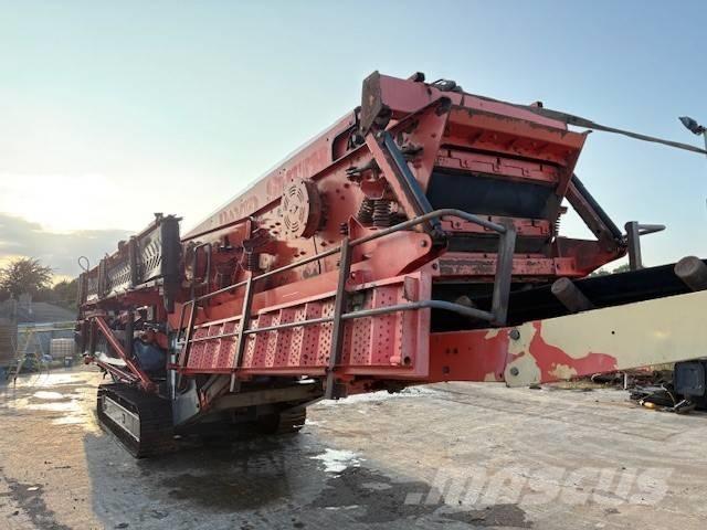 Sandvik QA450 Mobile screeners