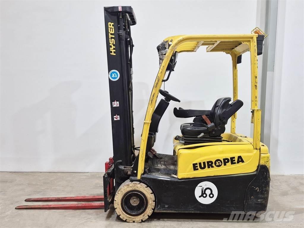 Hyster J1 8XNT MWB Electric forklift trucks