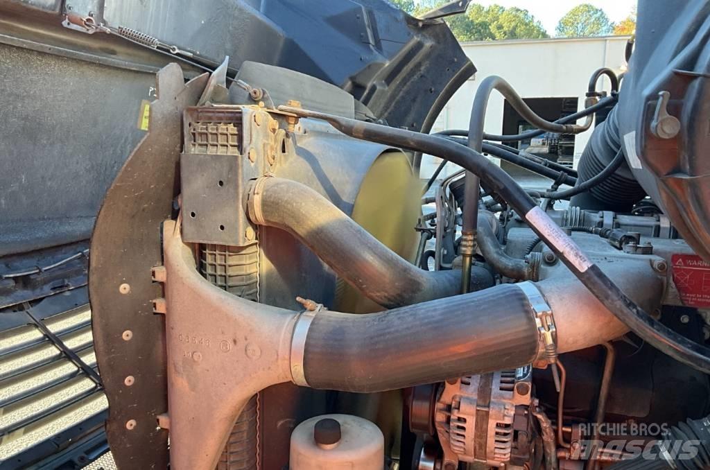 Sterling L 9500 Other trucks