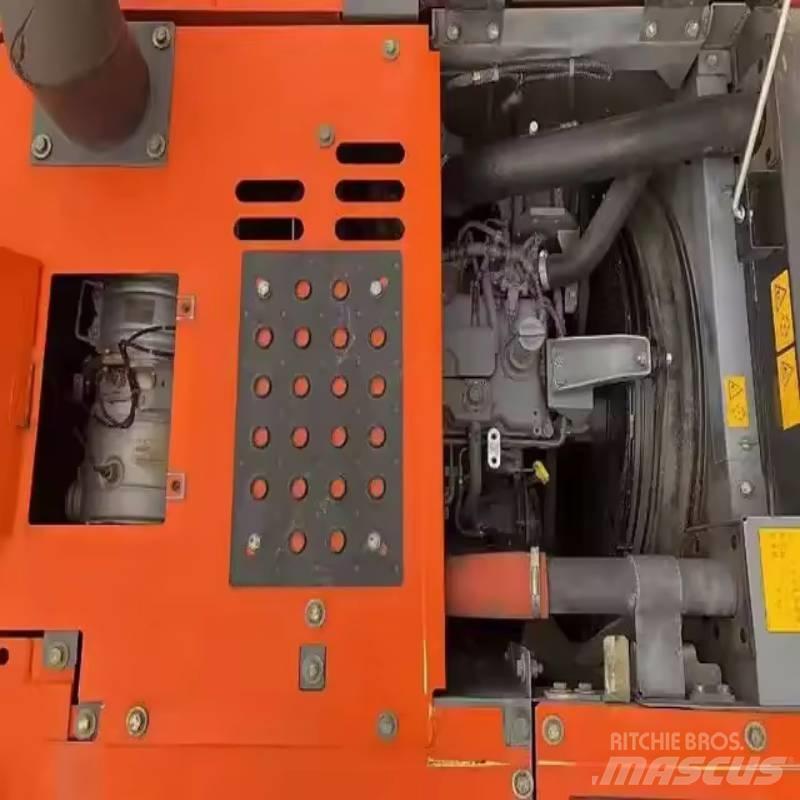 Hitachi ZX 130 Crawler excavators
