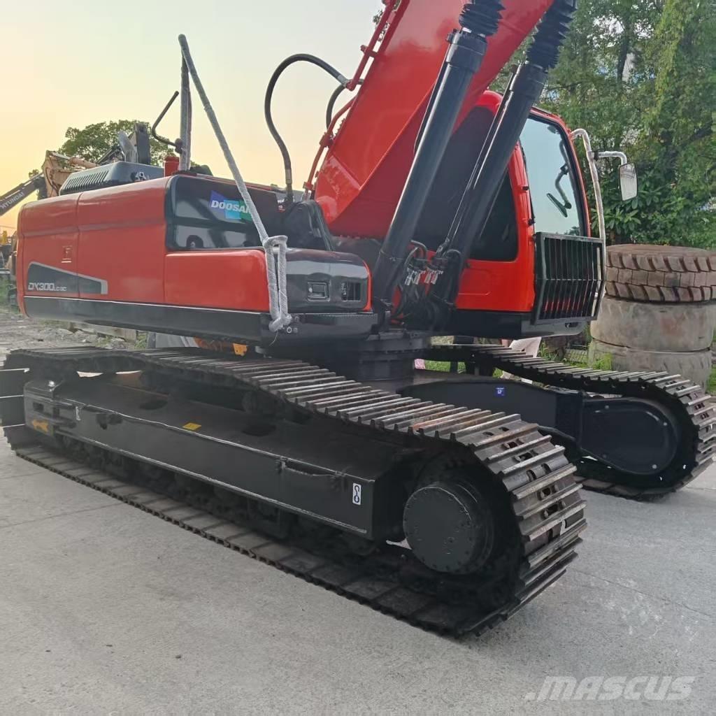 Doosan DX 300 Crawler excavators