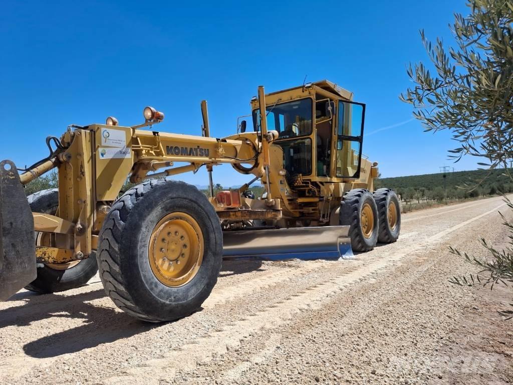 Komatsu GD 521 A-1E Construction - Others
