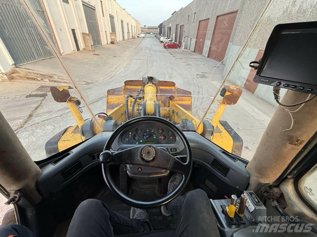 Komatsu WA 380-5H Wheel loaders