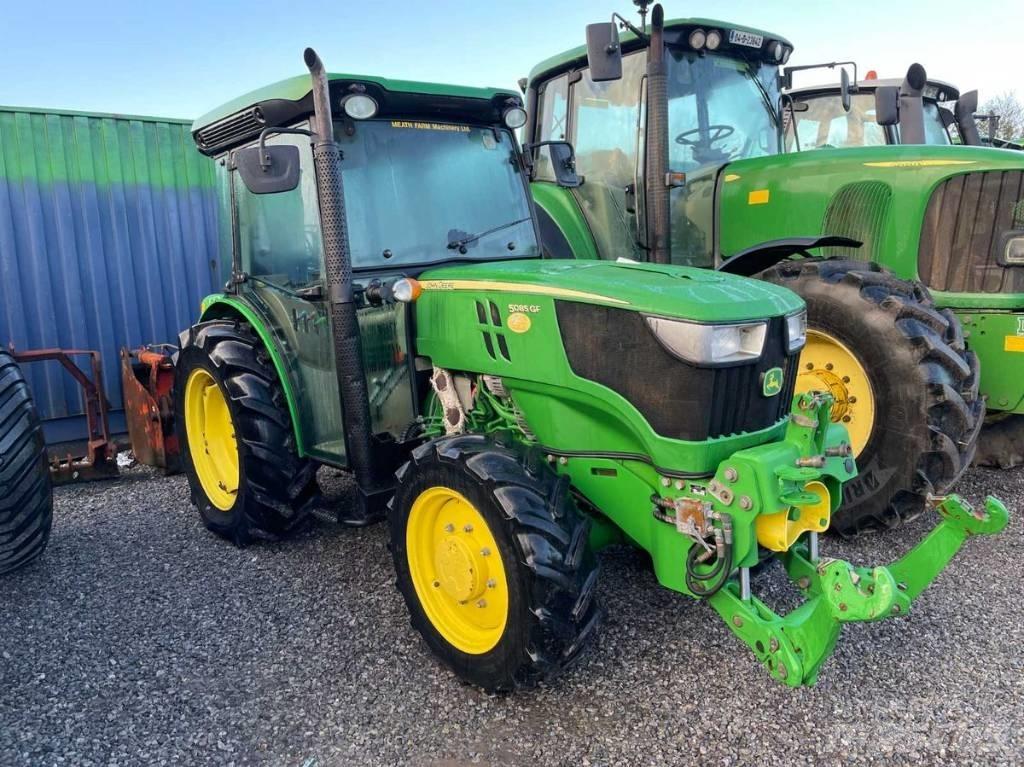 John Deere 5085 GF Tractors