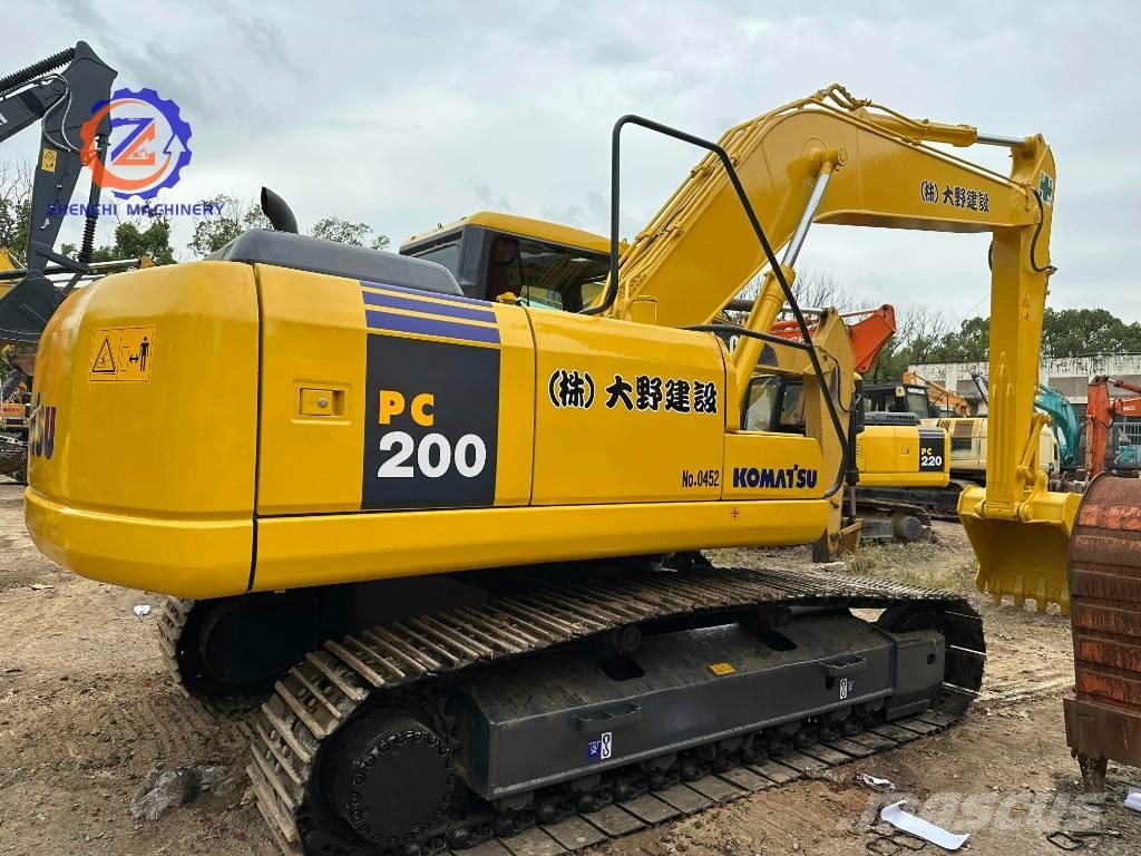 Komatsu PC 200-7 Crawler excavators