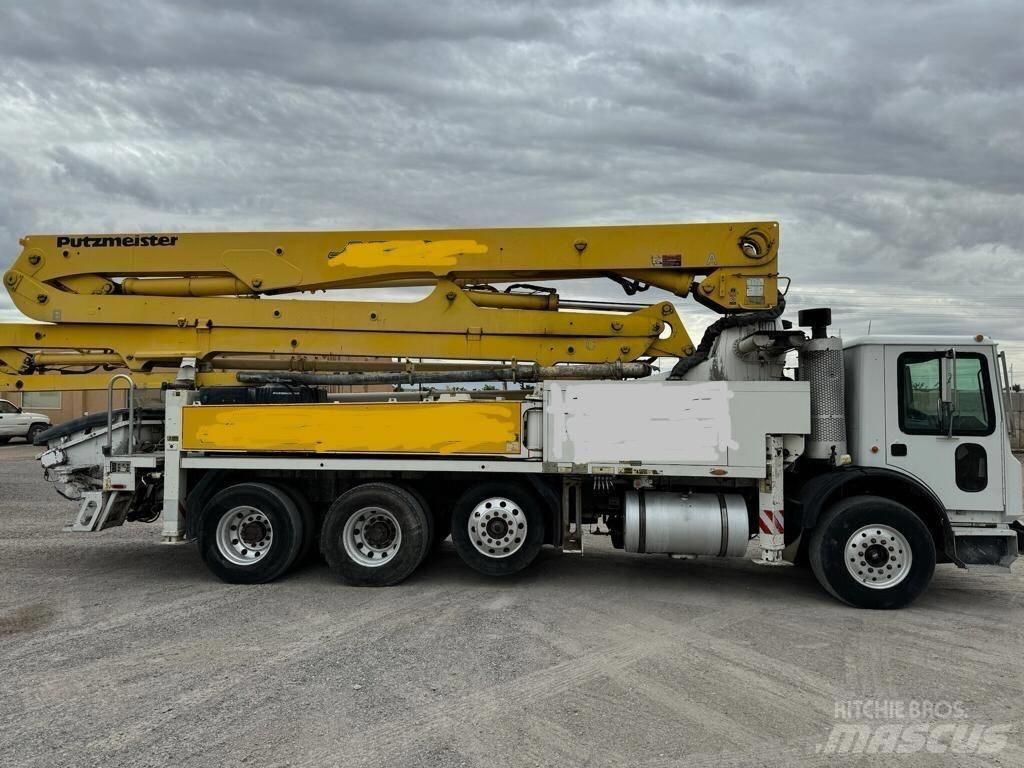 Putzmeister 36 M Concrete pump trucks