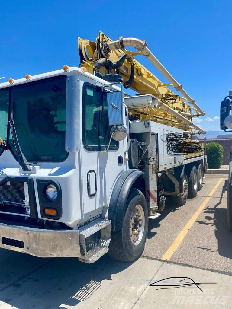 Putzmeister 36 M Concrete pump trucks
