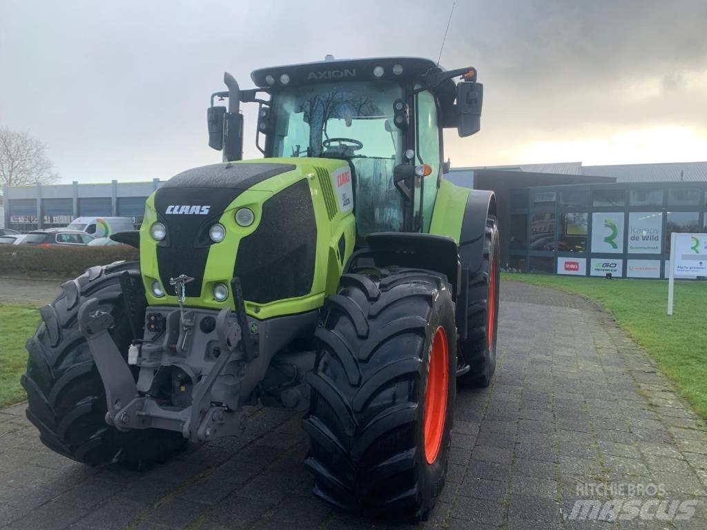 CLAAS Axion 810 CIS+ Tractors