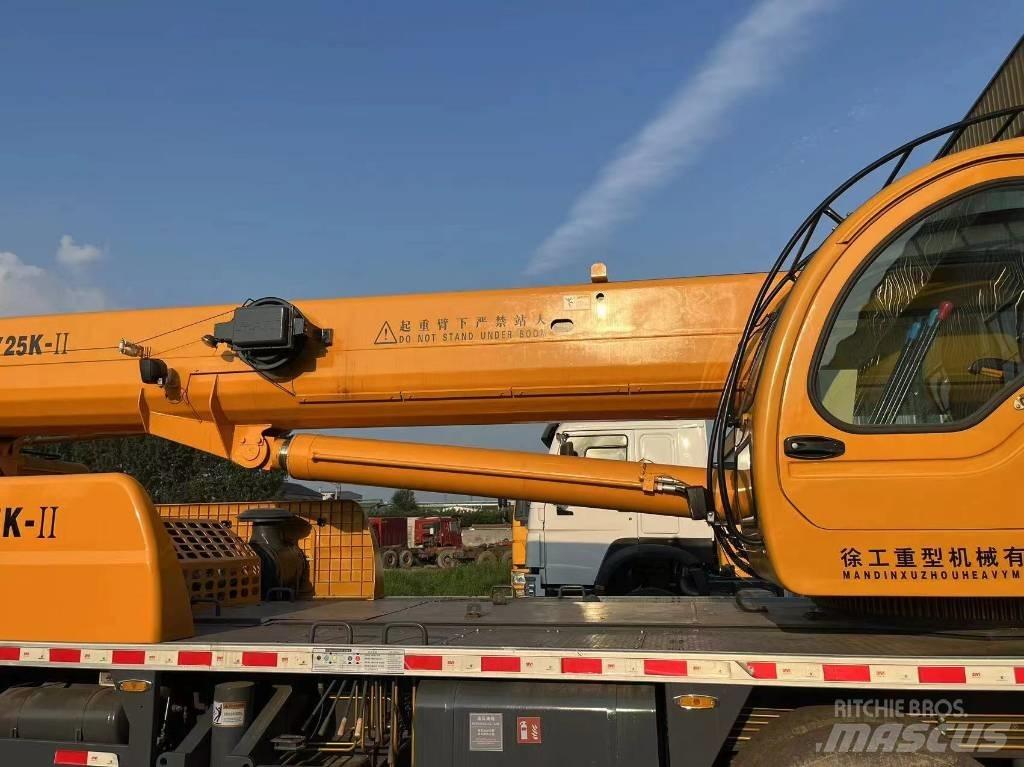 XCMG QY25K-II Hoists, winches and material elevators