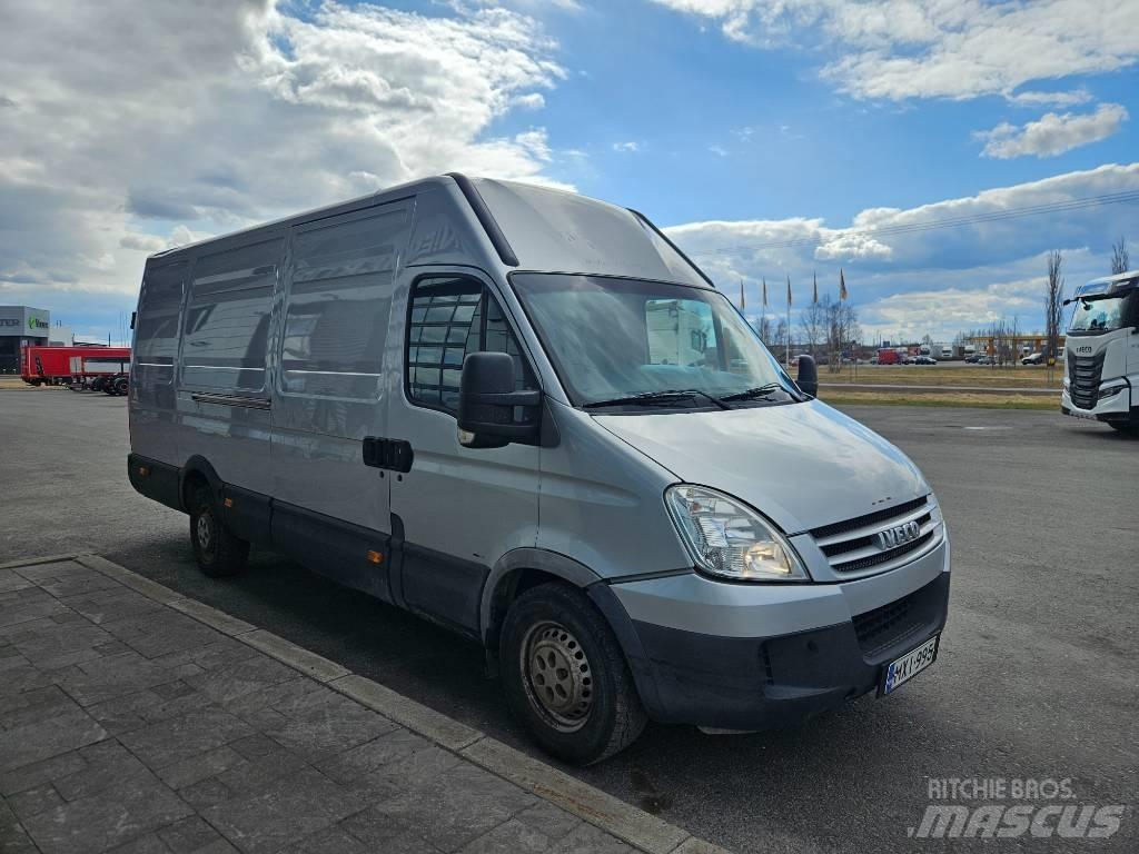 Iveco Daily 35S18 Panel vans