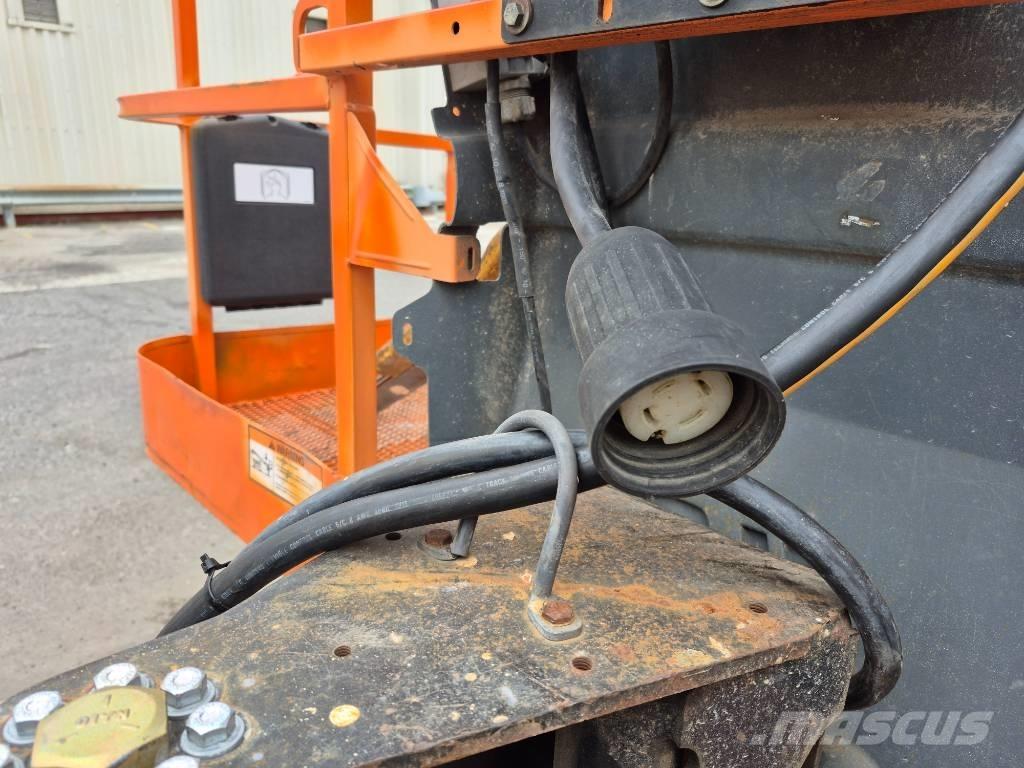 JLG 400 S Telescopic boom lifts
