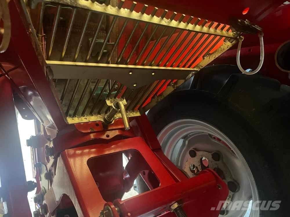 Grimme GL 410 Potato planters